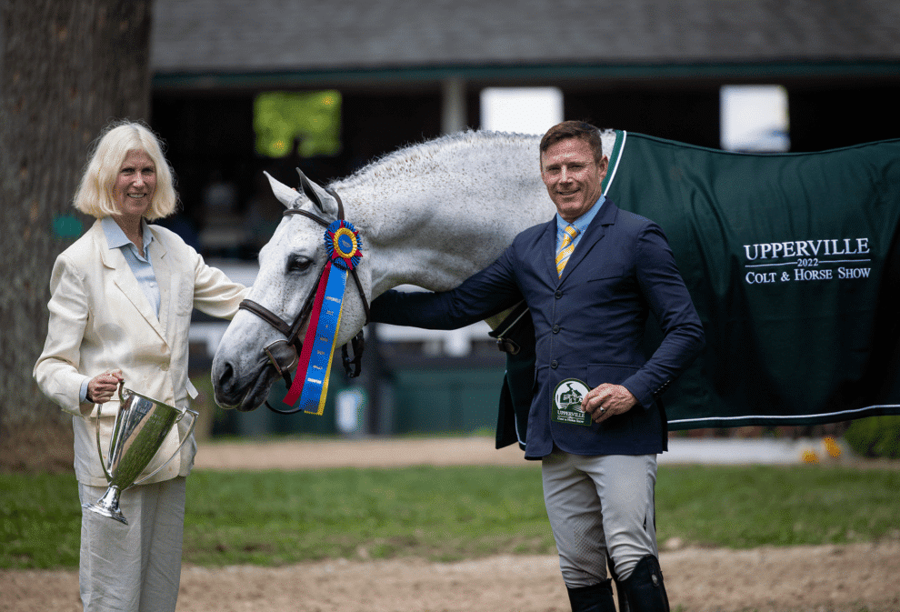 Scott Stewart Dominates the Green Hunter Divisions at Upperville