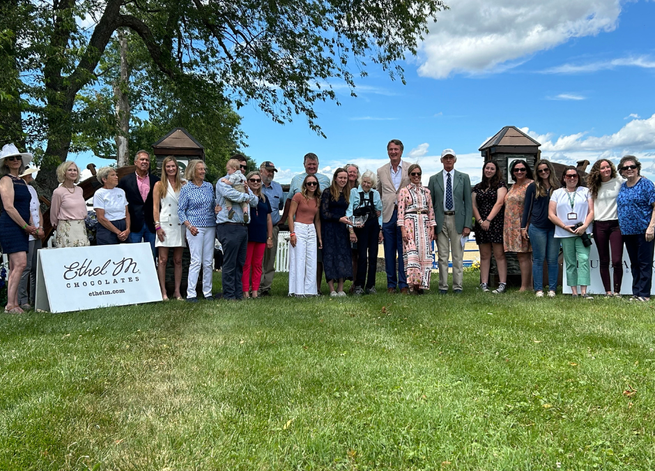 Virginia First Lady Presents Annual Spirit of the Horse Award to Nancy Dillon
