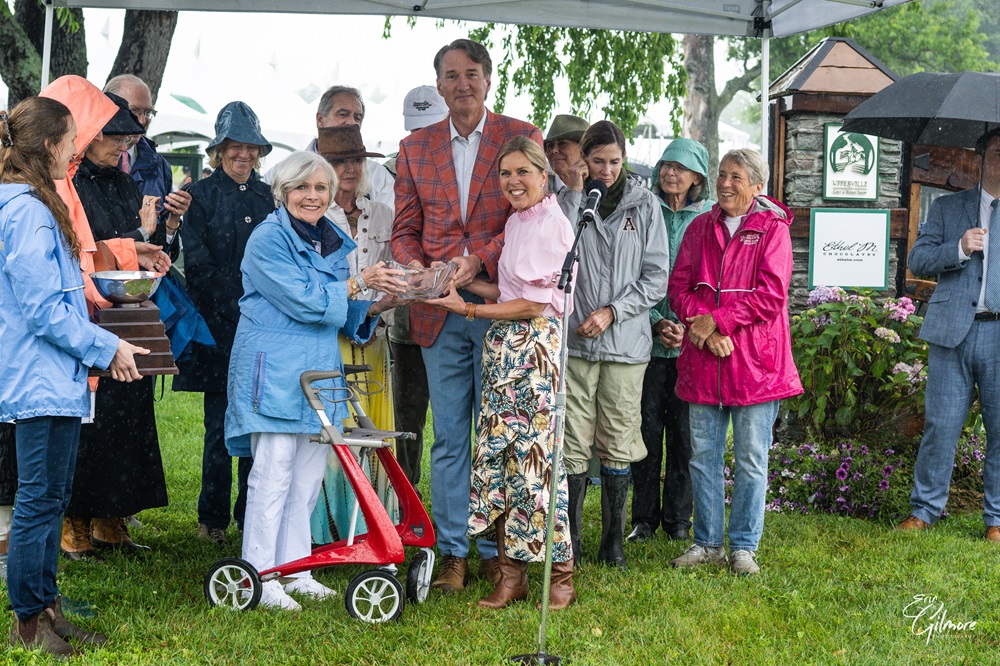 Governor Youngkin and First Lady of Virginia Attend 2025 Upperville Colt & Horse Show and Present Spirit of the Horse Award to Nicole Perry